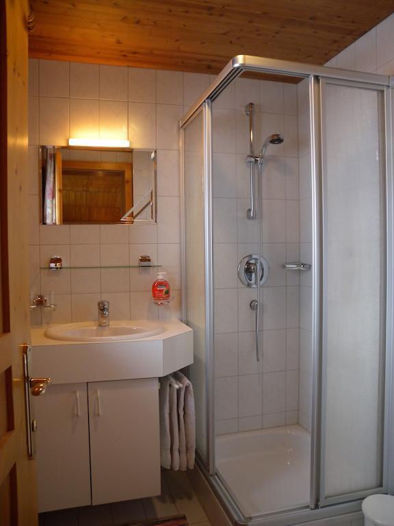 Appartments Haus Monika Schoppernau Kamer foto